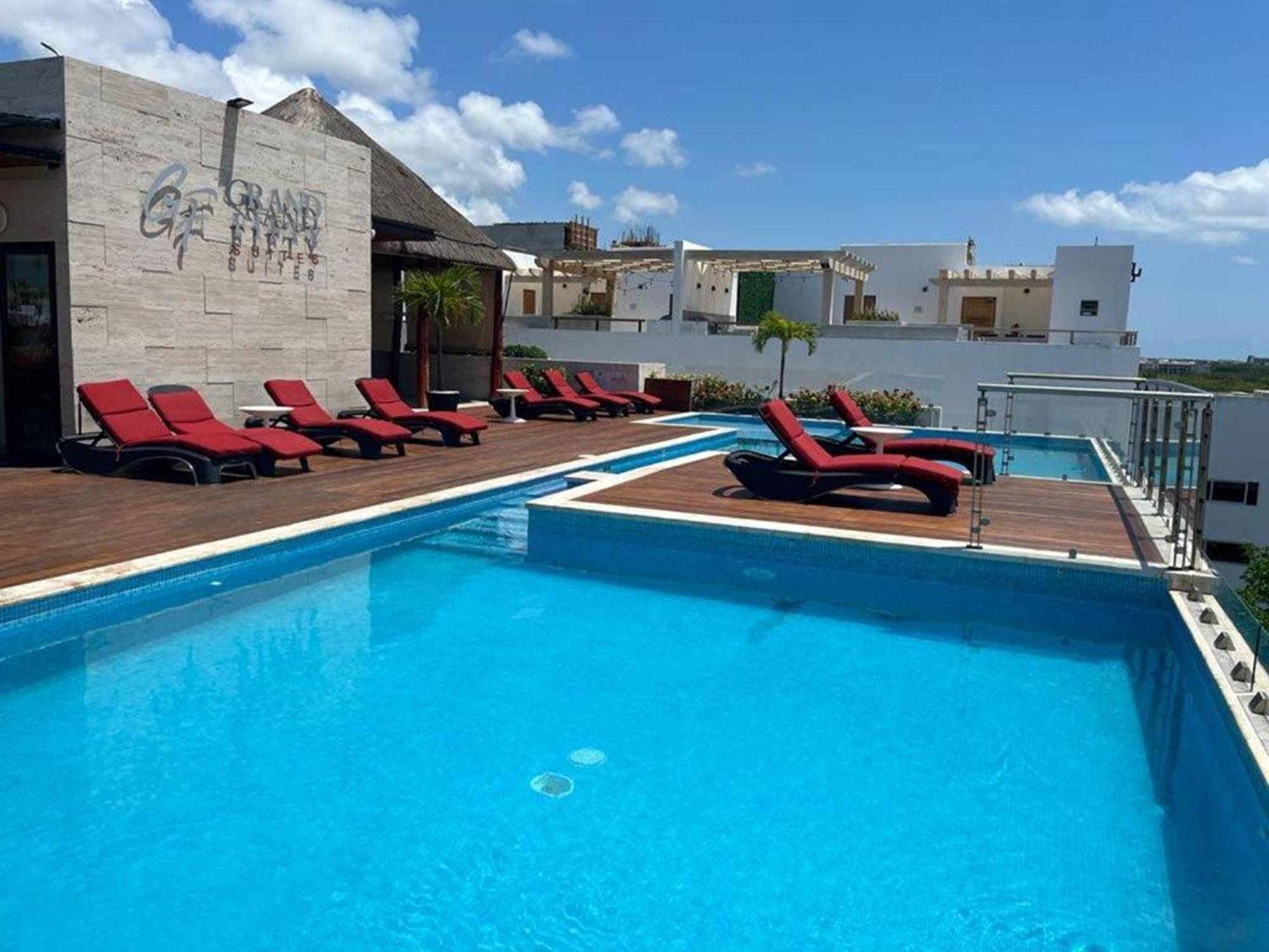 Grand Fifty Suites Playa del Carmen Exterior foto